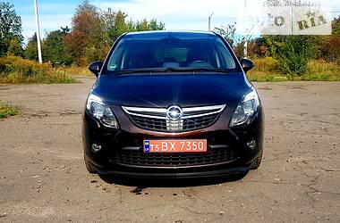 Минивэн Opel Zafira Tourer 2012 в Луцке