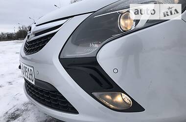 Минивэн Opel Zafira Tourer 2015 в Луцке