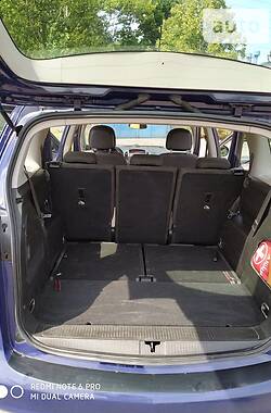 Минивэн Opel Zafira Tourer 2012 в 