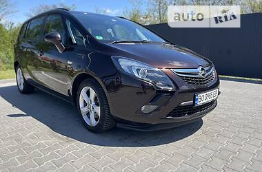 Минивэн Opel Zafira Tourer 2014 в Тернополе