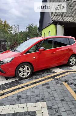 Минивэн Opel Zafira Tourer 2012 в 