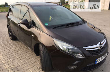 Минивэн Opel Zafira Tourer 2016 в Боярке