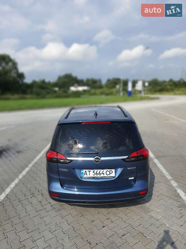 Минивэн Opel Zafira Tourer 2013 в Коломые