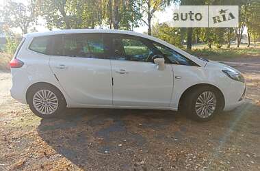 Минивэн Opel Zafira Tourer 2015 в Пирятине