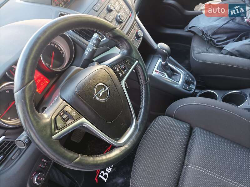Мінівен Opel Zafira Tourer 2015 в Бродах