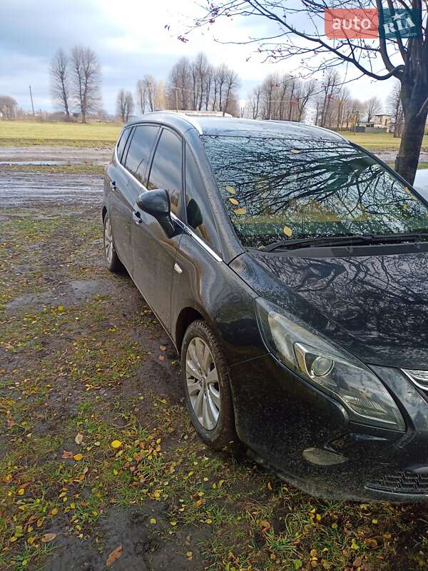 Минивэн Opel Zafira Tourer 2013 в Староконстантинове