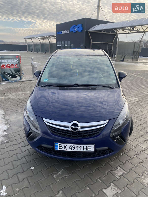 Opel Zafira Tourer 2014 Opel Zafira Tourer 2014