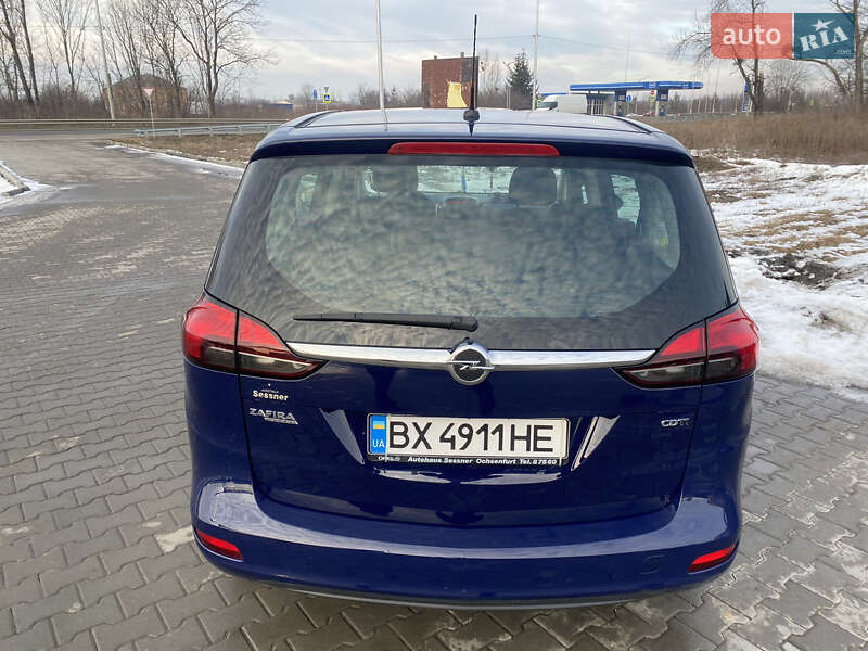 Мінівен Opel Zafira Tourer 2014 в Летичіві