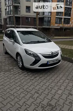Opel Zafira Tourer 2015