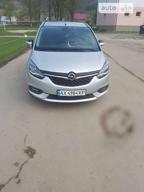 Минивэн Opel Zafira Tourer 2017 в Харькове