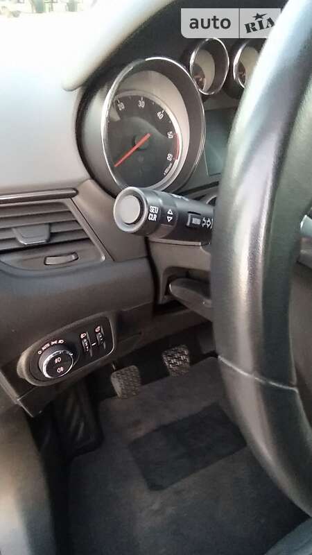 Минивэн Opel Zafira Tourer 2014 в Стрые