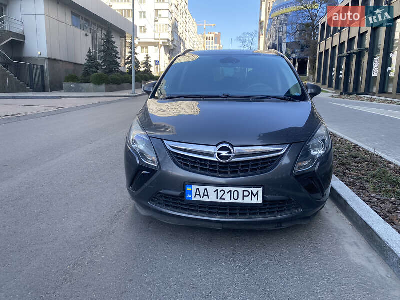 Мінівен Opel Zafira Tourer 2012 в Тарасівці фото 12 Мінівен Opel Zafira Tourer 2012 в Тарасівці