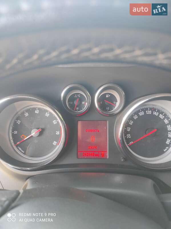 Мінівен Opel Zafira Tourer 2014 в Кременчуці фото 5 Мінівен Opel Zafira Tourer 2014 в Кременчуці