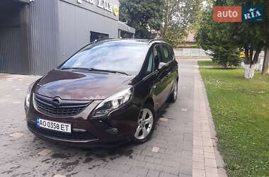 Мінівен Opel Zafira Tourer 2015 в Ужгороді