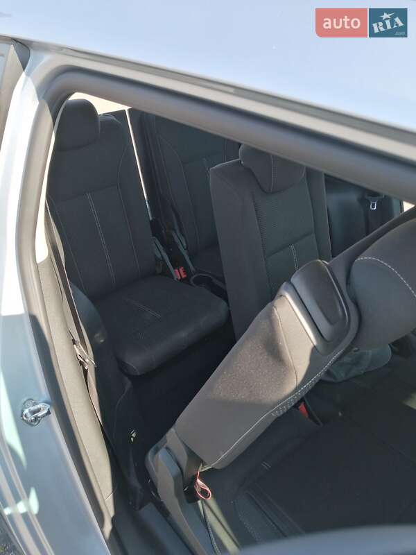 Минивэн Opel Zafira Tourer 2015 в Кривом Роге