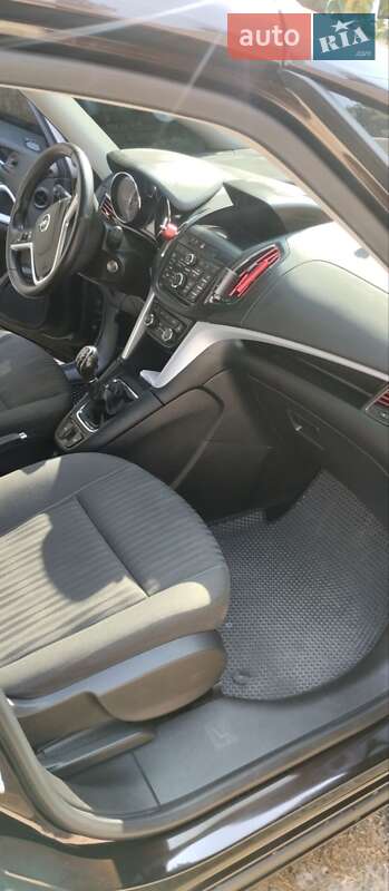 Мінівен Opel Zafira Tourer 2012 в Тростянці фото 9 Мінівен Opel Zafira Tourer 2012 в Тростянці