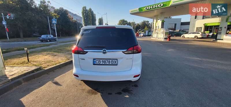 Мінівен Opel Zafira Tourer 2015 в Чернігові