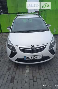 Мінівен Opel Zafira Tourer 2013 в Червонограді