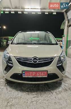 Минивэн Opel Zafira Tourer 2012 в Луцке