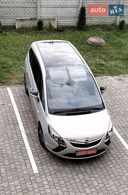 Минивэн Opel Zafira Tourer 2012 в Луцке