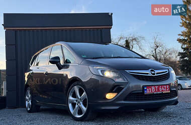 Минивэн Opel Zafira Tourer 2012 в 
