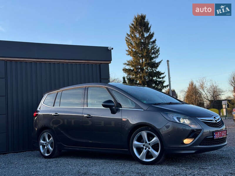 Мінівен Opel Zafira Tourer 2012 в Дрогобичі