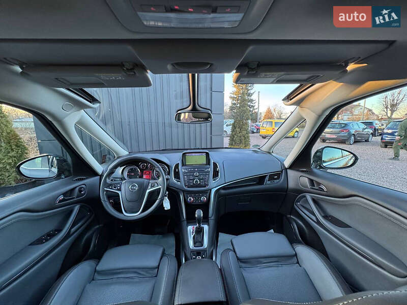 Мінівен Opel Zafira Tourer 2012 в Дрогобичі