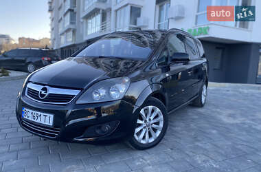 Минивэн Opel Zafira Tourer 2013 в 