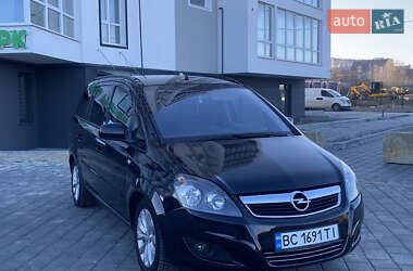 Минивэн Opel Zafira Tourer 2013 в 