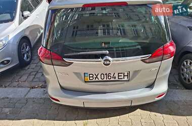 Микровэн Opel Zafira Tourer 2015 в 