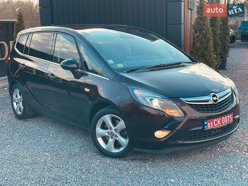 Мінівен Opel Zafira Tourer 2013 в Дрогобичі