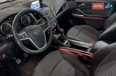 Мінівен Opel Zafira Tourer 2012 в 