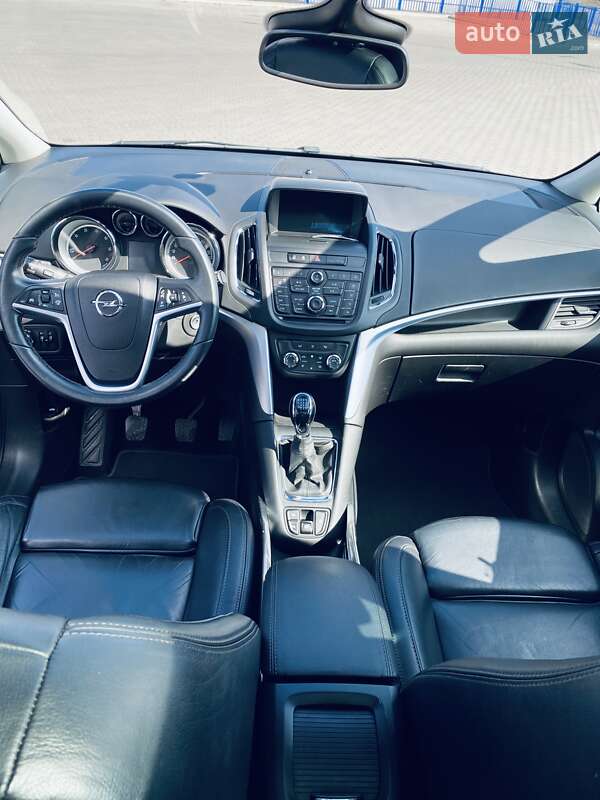 Мінівен Opel Zafira Tourer 2015 в Ковелі