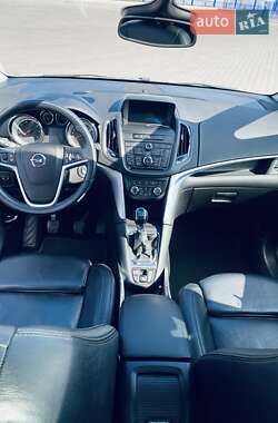 Мінівен Opel Zafira Tourer 2015 в 