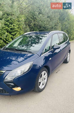 Мінівен Opel Zafira Tourer 2013 в 