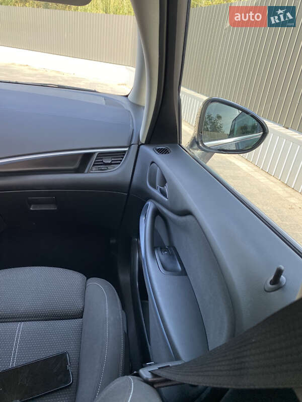 Минивэн Opel Zafira Tourer 2014 в Городенке