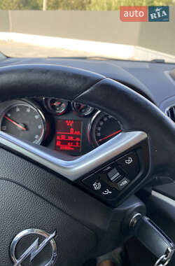 Минивэн Opel Zafira Tourer 2014 в 
