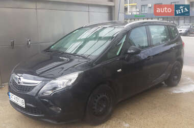 Минивэн Opel Zafira Tourer 2012 в 