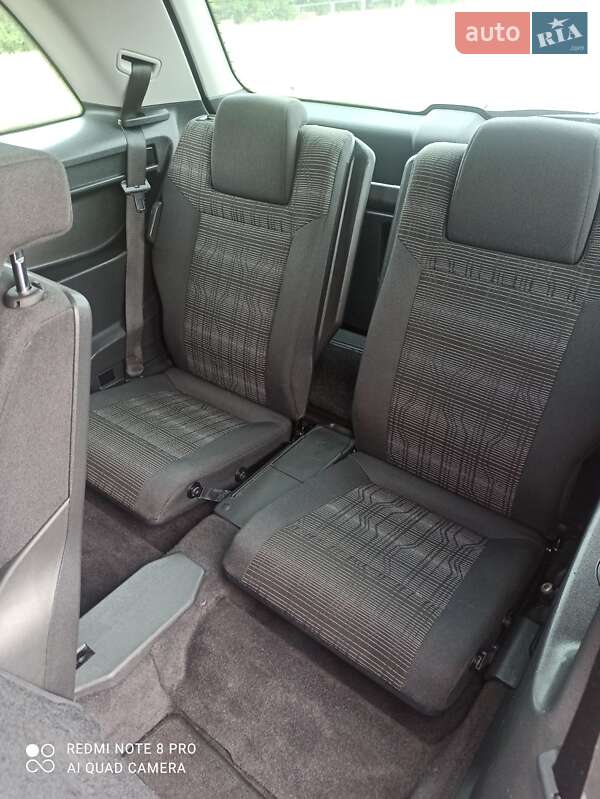 Минивэн Opel Zafira Tourer 2011 в Черкассах