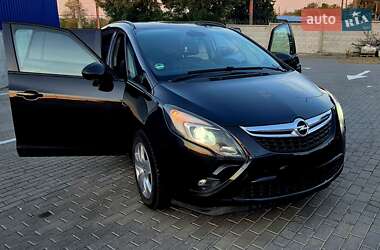 Минивэн Opel Zafira Tourer 2012 в 