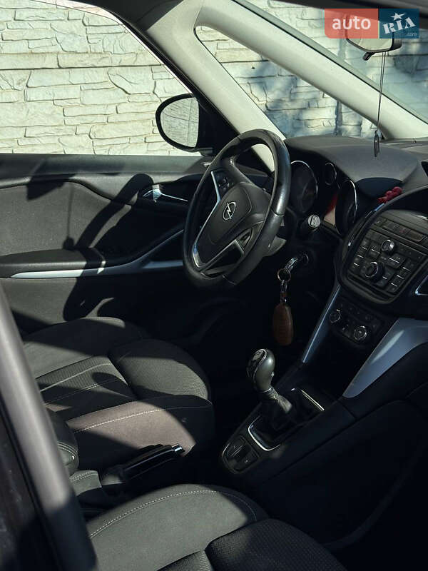 Мінівен Opel Zafira Tourer 2012 в Лозовій фото 18 Мінівен Opel Zafira Tourer 2012 в Лозовій
