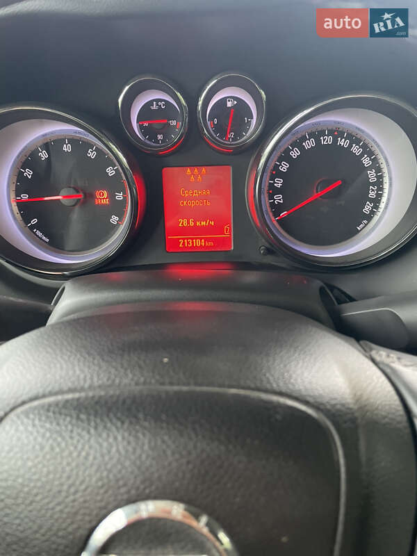 Мінівен Opel Zafira Tourer 2012 в Лозовій фото 34 Мінівен Opel Zafira Tourer 2012 в Лозовій