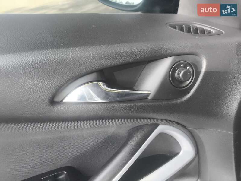 Минивэн Opel Zafira Tourer 2015 в Стрые
