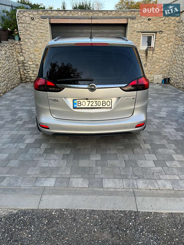 Мінівен Opel Zafira Tourer 2013 в Тернополі