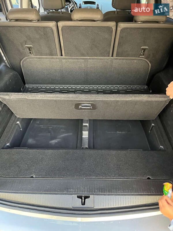 Мінівен Opel Zafira Tourer 2013 в Тернополі