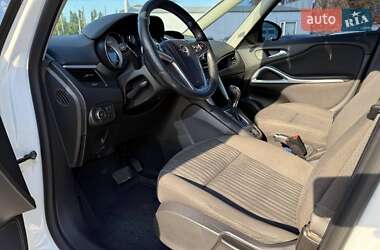 Минивэн Opel Zafira Tourer 2015 в 