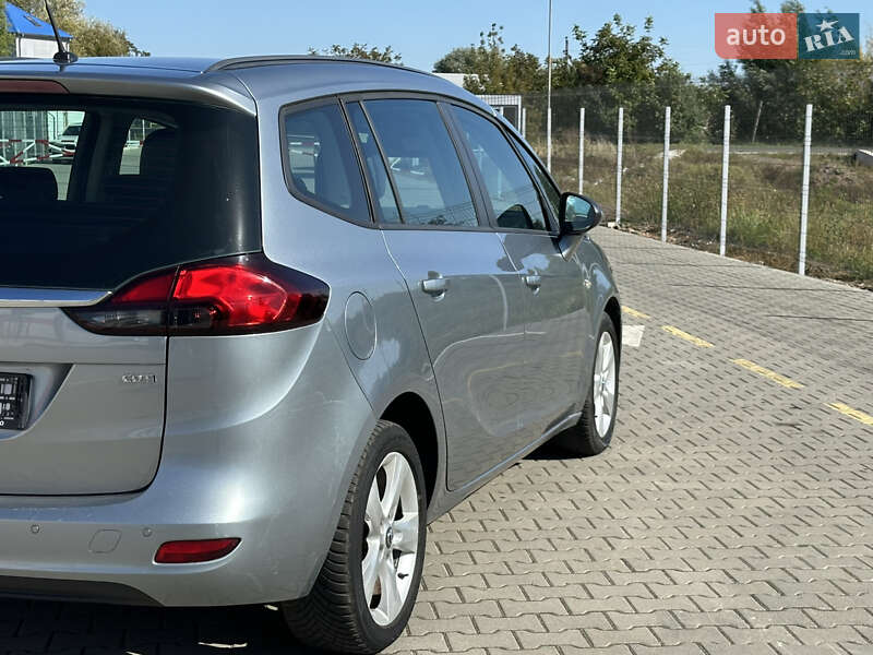 Мінівен Opel Zafira Tourer 2012 в Нововолинську