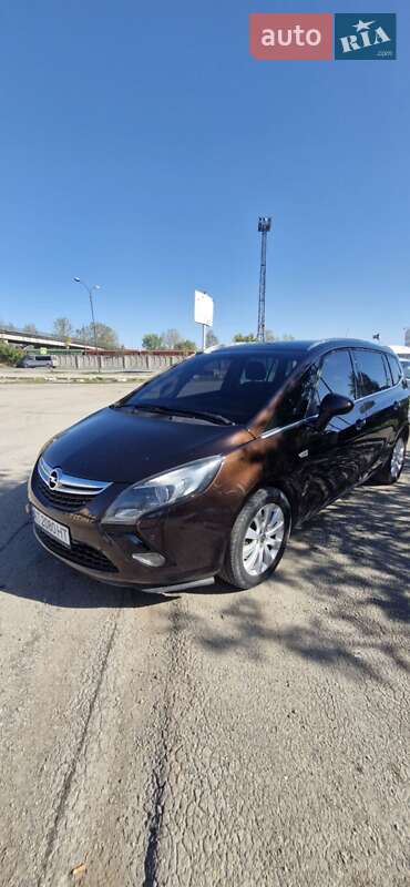 Минивэн Opel Zafira Tourer 2013 в Надворной