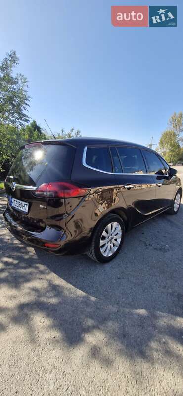 Минивэн Opel Zafira Tourer 2013 в Надворной