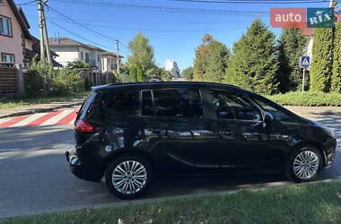 Минивэн Opel Zafira Tourer 2014 в 